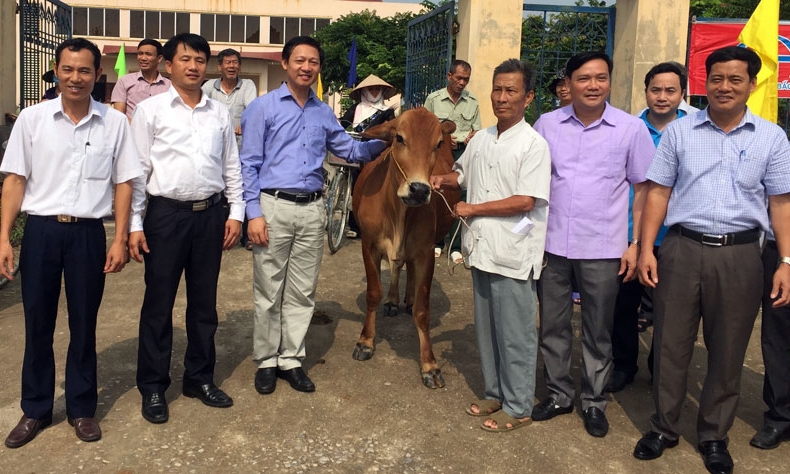 Nông dân Bắc Ninh  học tập và làm theo Bác