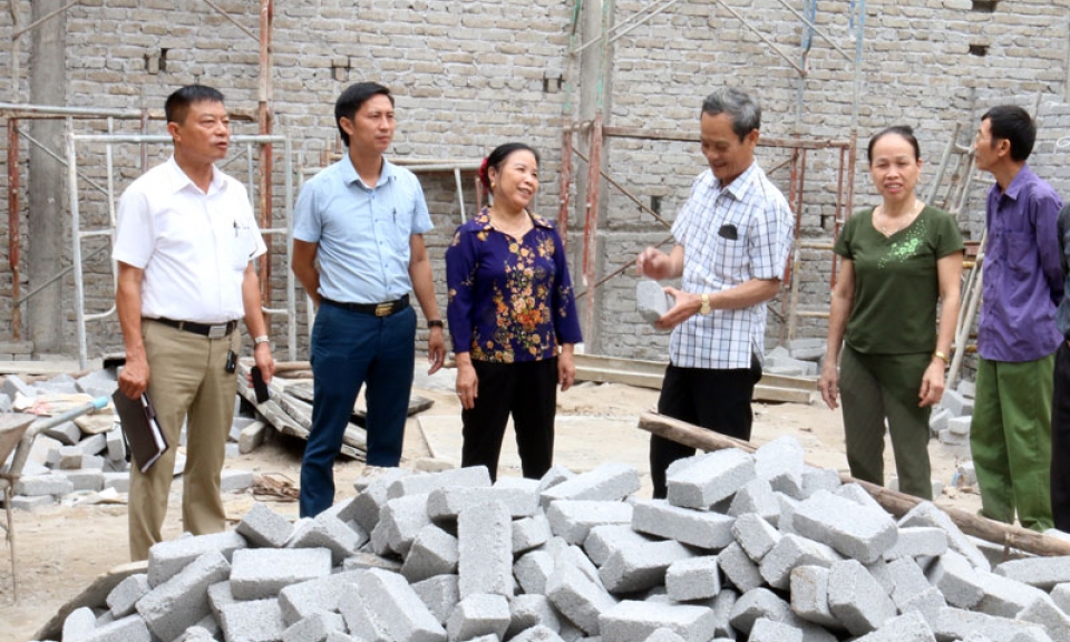 Người cán bộ mặt trận tận tụy
