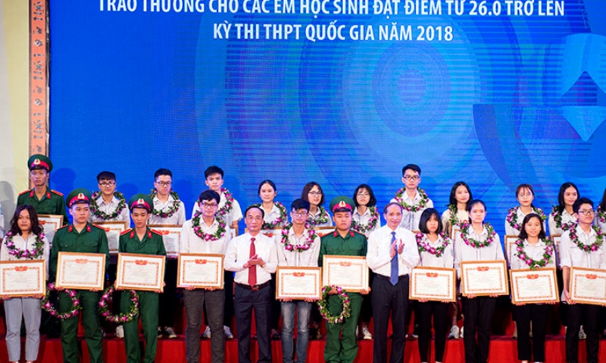 Tôn vinh truyền thống hiếu học