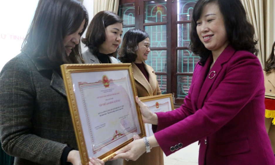 Hội LHPN tỉnh thực hiện tốt chủ đề “An toàn cho phụ nữ và trẻ em gái”, “Bắc Ninh hành động vì Môi trường sạch”