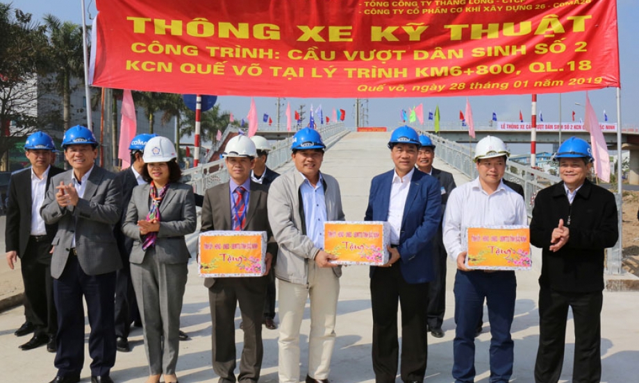 Thông xe kỹ thuật Cầu vượt dân sinh số 2 KCN Quế Võ