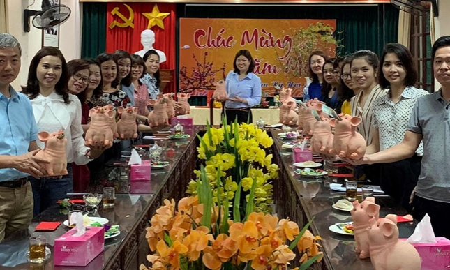 Hội LHPN tỉnh: Phát động phong trào Nuôi lợn nhựa tiết kiệm