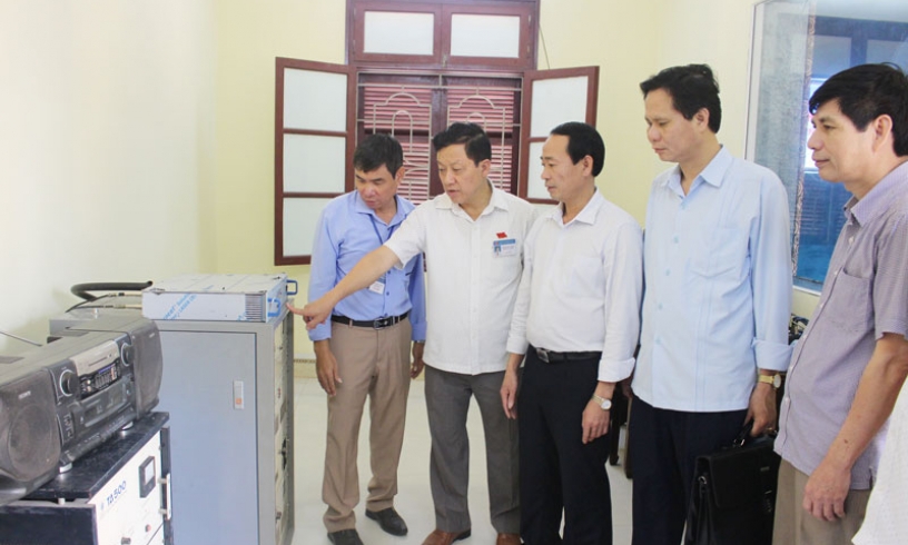 Ban Văn hóa – Xã hội, HĐND tỉnh giám sát tại Đài Phát thanh huyện Gia Bình
