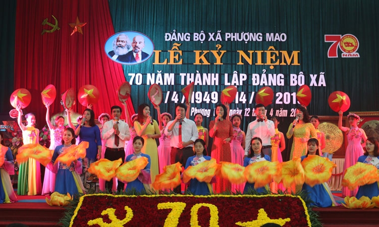Kỷ niệm 70 năm ngày thành lập Đảng bộ xã Phượng Mao