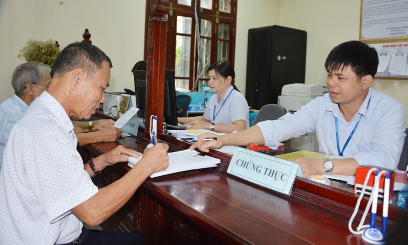 Thực thi công vụ, giải quyết tốt  các công việc với nhân dân