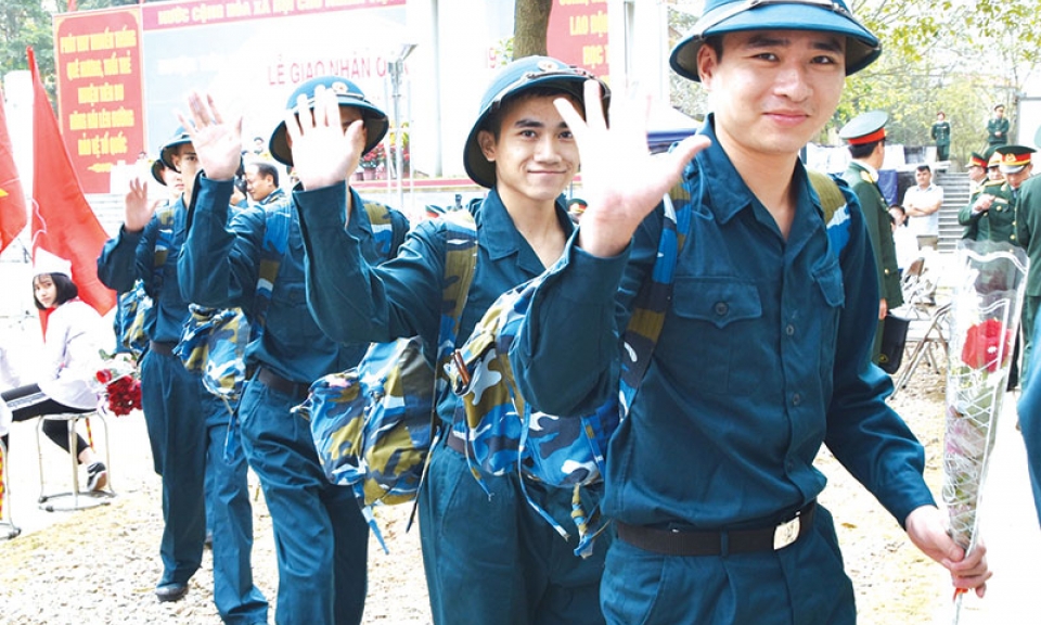 Xây dựng tiềm lực chính trị, tinh thần  trong khu vực phòng thủ