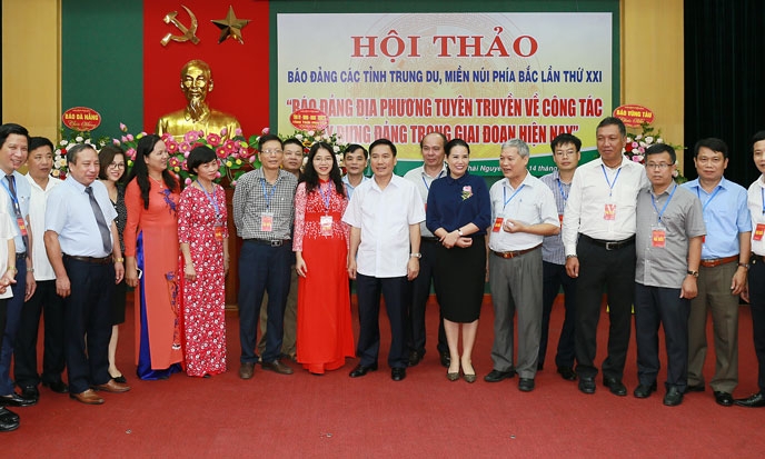 Hội thảo báo Đảng địa phương tuyên truyền về xây dựng Đảng hiện nay