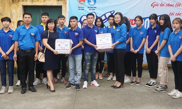 Tuổi trẻ Bắc Ninh sát cánh cùng sĩ tử