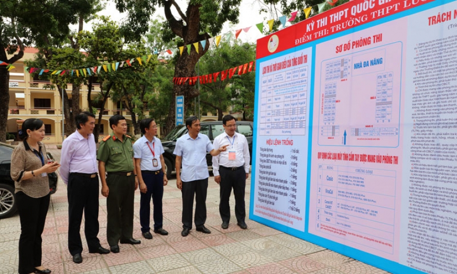 Lãnh đạo UBND tỉnh kiểm tra công tác chuẩn bị thi THPT Quốc gia tại Lương Tài