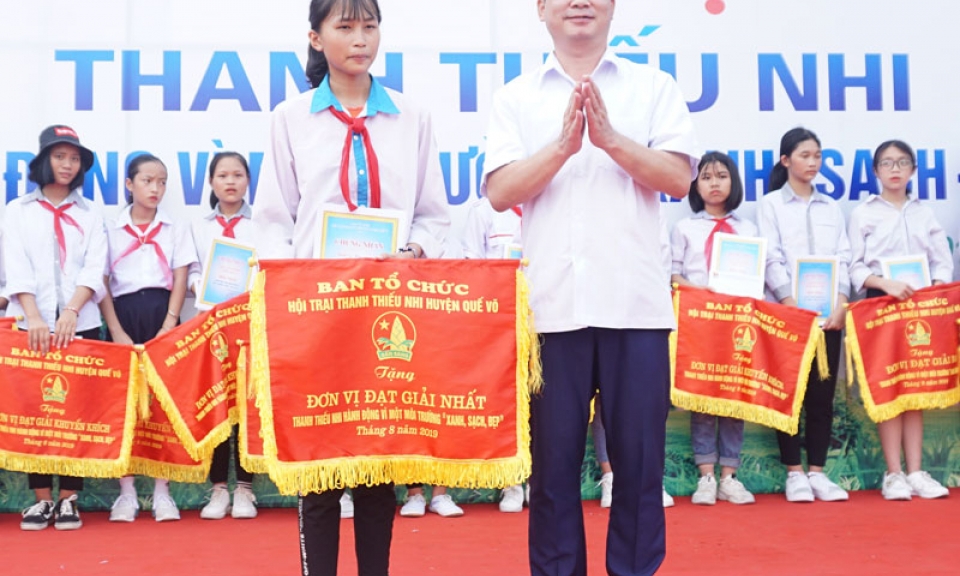 Hội trại Thanh thiếu nhi huyện Quế Võ