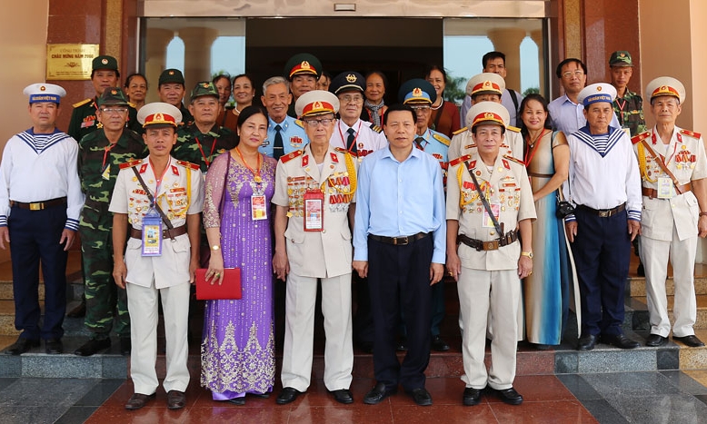 Bí thư Tỉnh ủy Nguyễn Nhân Chiến tiếp và làm việc với Ban Liên lạc cựu chiến binh truyền thống 3 chiến dịch lịch sử Việt Nam