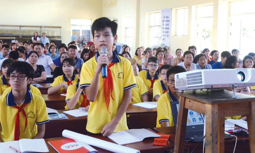 Bảo đảm an toàn  cho học sinh khi sử dụng dịch vụ đưa, đón bằng ô tô