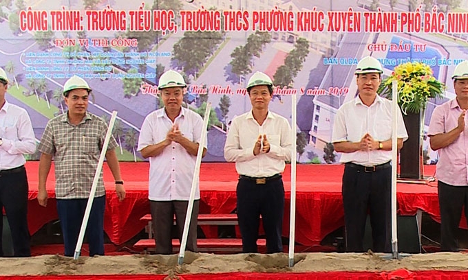 Tăng cường tiếp xúc, đối thoại giữa cấp ủy Đảng, chính quyền với nhân dân