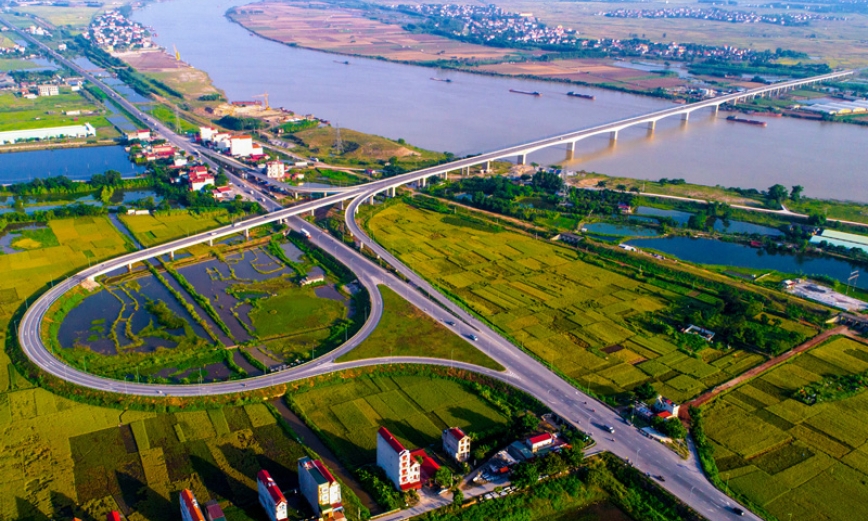 Phát triển hệ thống cầu lớn tăng năng lực giao thông