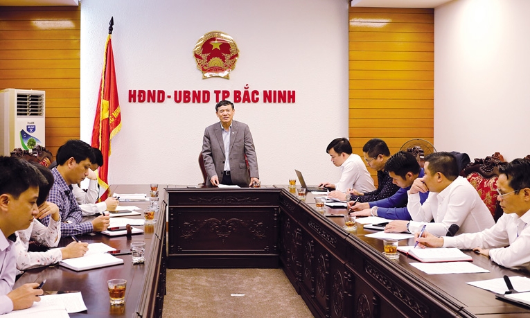 Lãnh đạo UBND tỉnh kiểm điểm tình hình thực hiện  các dự án bãi đỗ xe tĩnh trên địa bàn thành phố Bắc Ninh