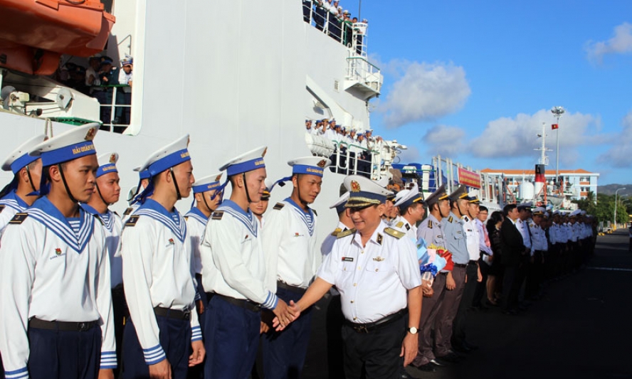 Lễ xuất quân, vận chuyển quà Tết ra quần đảo Trường Sa