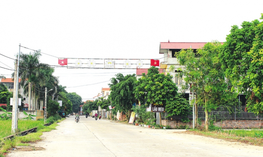 Cán bộ gần dân,  bám sát cơ sở