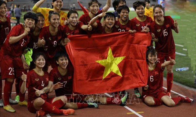 Đánh bại Thái Lan sau 120 phút thi đấu, tuyển nữ Việt Nam đăng quang ngôi vô địch