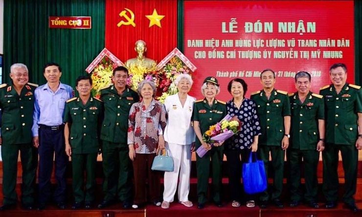 Nữ tình báo Anh hùng-Người con  Nội Duệ-Cầu Lim