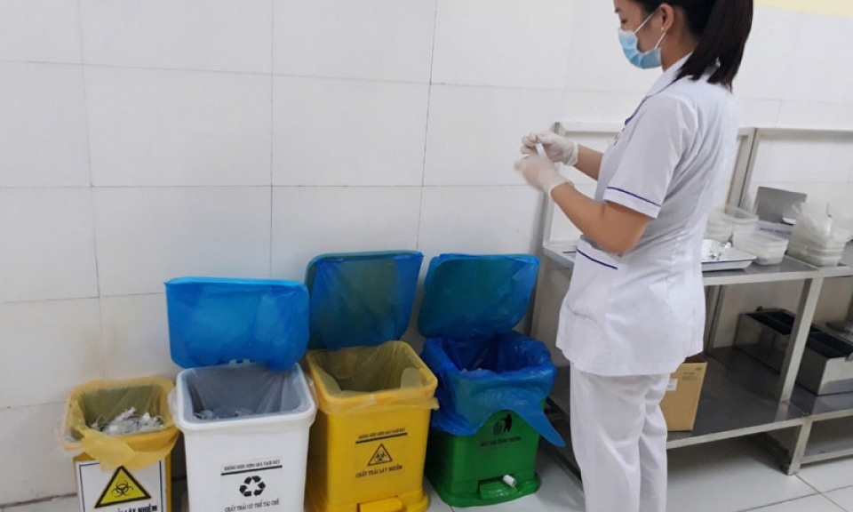 Gần 1,5 tỷ đồng điều tra hiện trạng phát sinh chất thải nhựa tại các cơ sở y tế