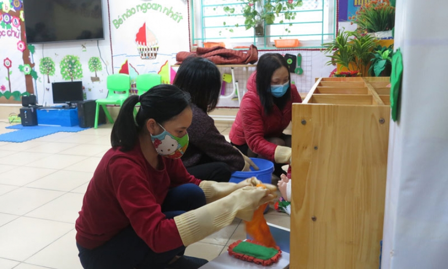 Giáo viên nghỉ dạy nhưng vẫn phải trực trường 24/24 giờ