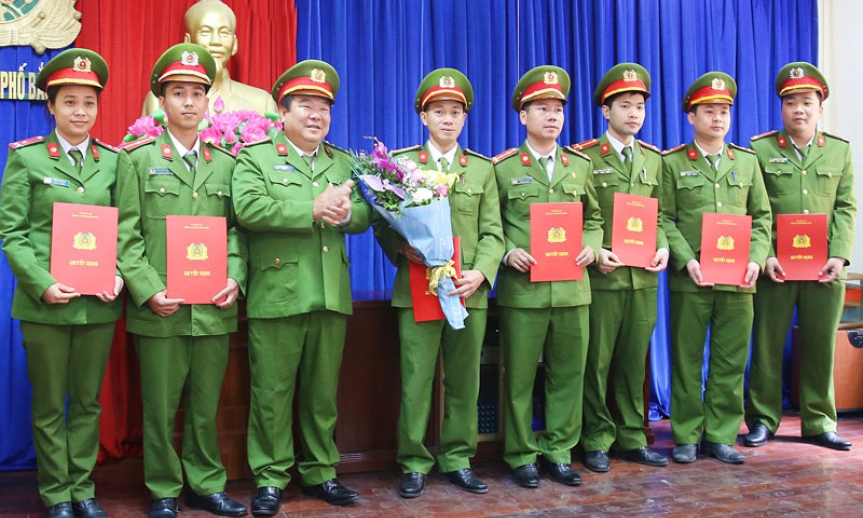 Thành lập Đội PCCC và CNCH thuộc Công an thành phố Bắc Ninh và Công an thị xã Từ Sơn.