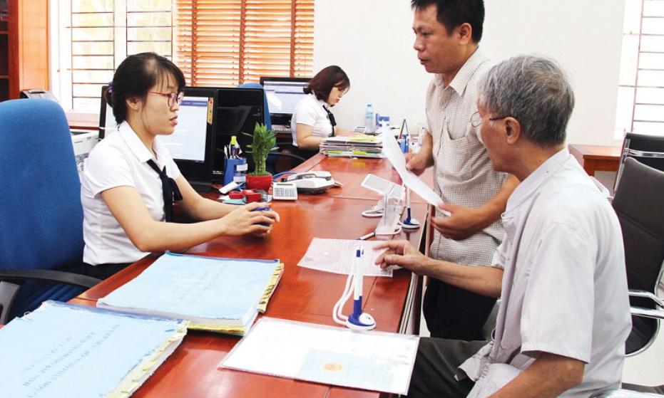 Đổi mới phương thức lãnh đạo của Đảng,  xây dựng lòng tin với Nhân dân