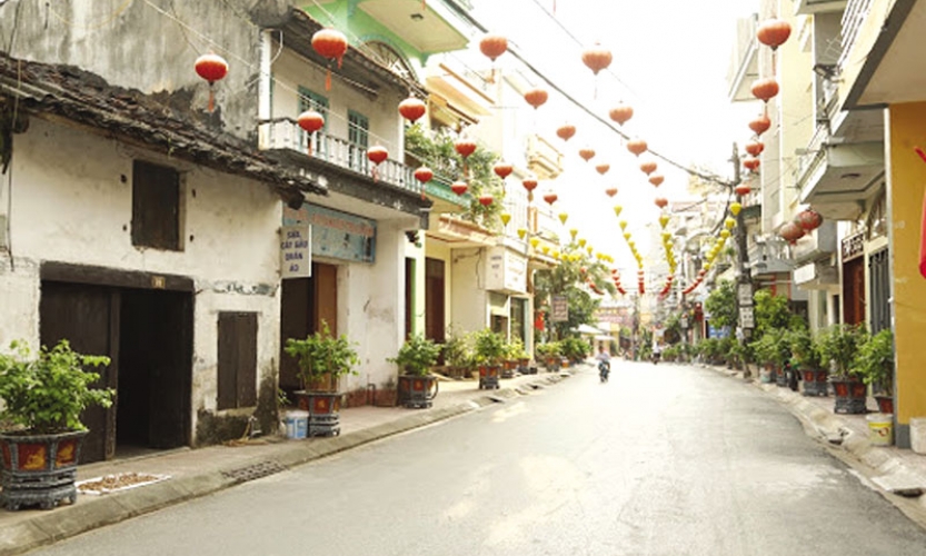 Thênh thang phố