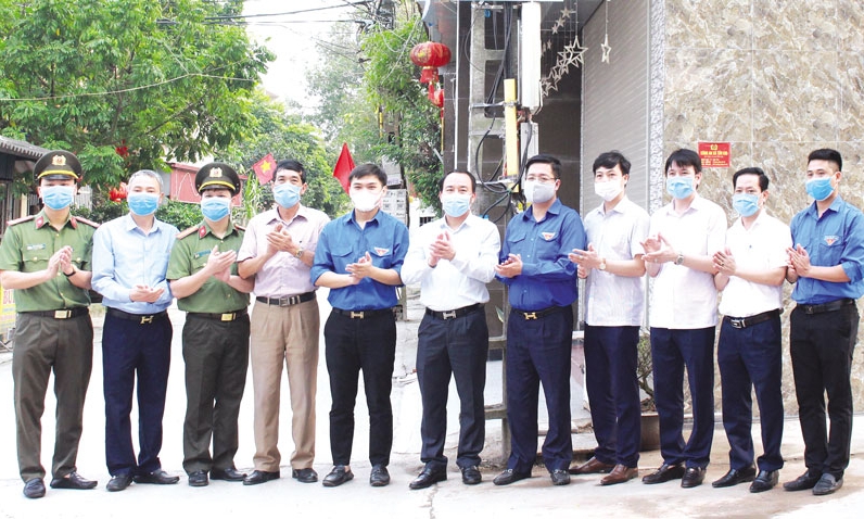 Tuổi trẻ Tiên Du thi đua học và làm theo lời Bác