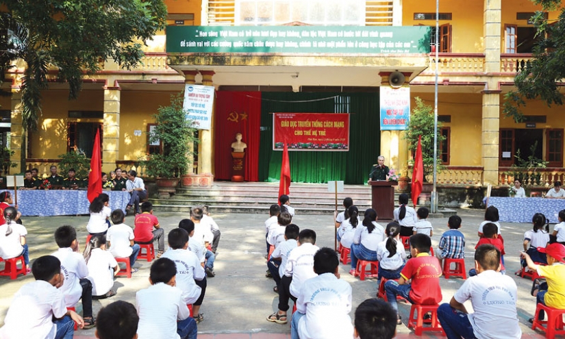 Giáo dục, bồi dưỡng lý tưởng  cách mạng cho thế hệ trẻ