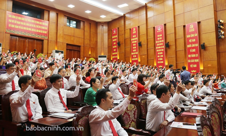Ngày làm việc thứ nhất Đại hội Đại biểu Đảng bộ thành phố Bắc Ninh lần thứ XXII