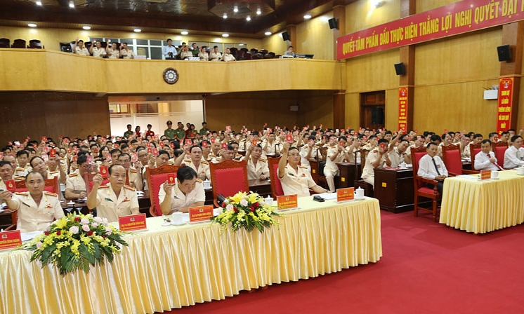 Ngày làm việc thứ nhất Đại hội Đại biểu Đảng bộ Công an tỉnh lần thứ XVII, nhiệm kỳ 2020-2025