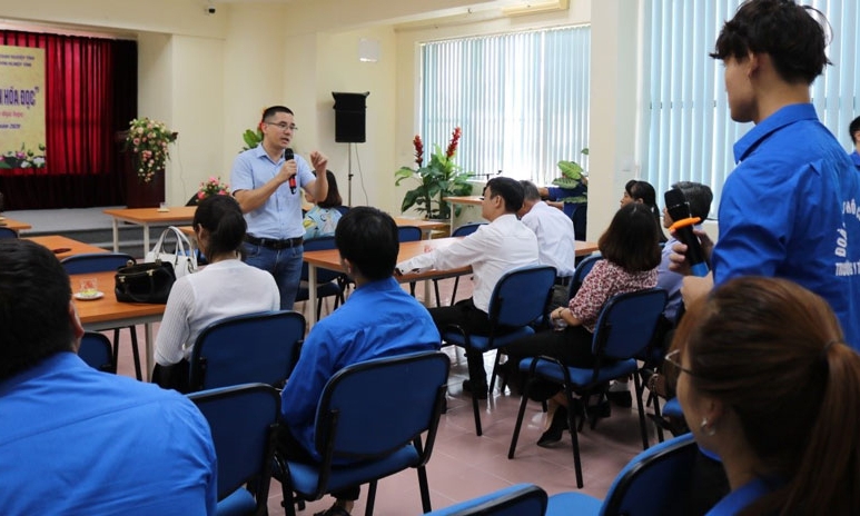 Đọc sách để sống trọn vẹn hơn đời sống con người