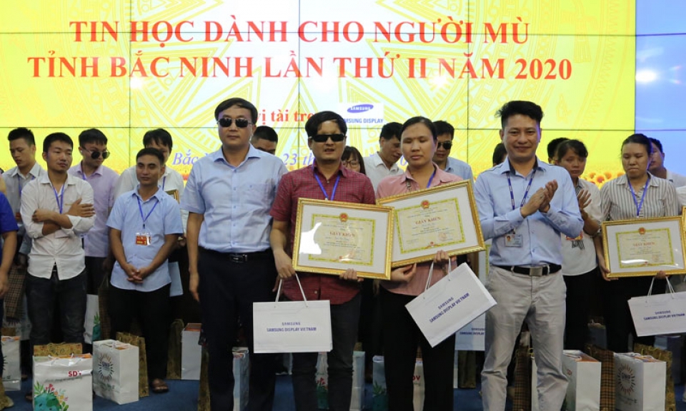 Liên hoan tin học dành cho người khiếm thị