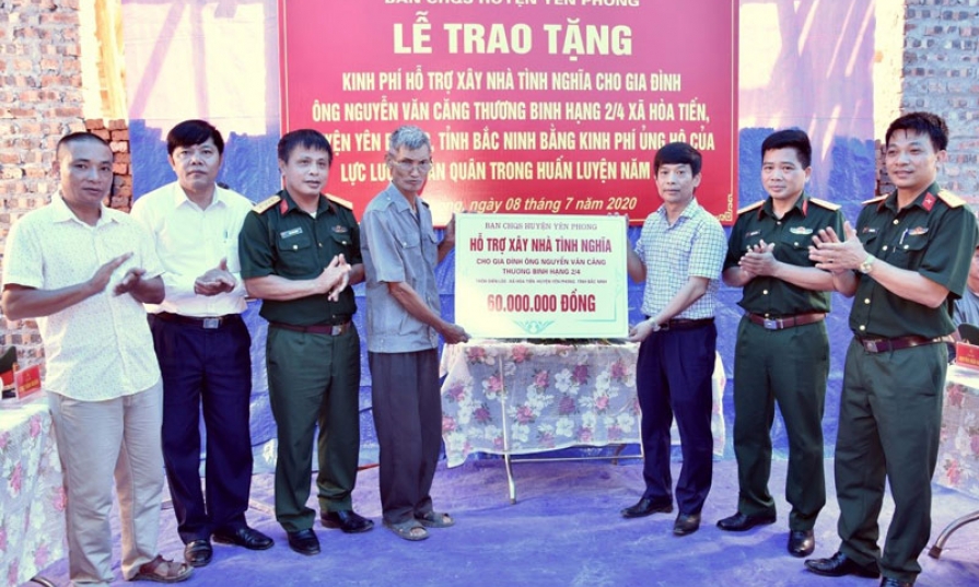 “Lính sao vuông” Yên Phong gần dân, vì dân phục vụ