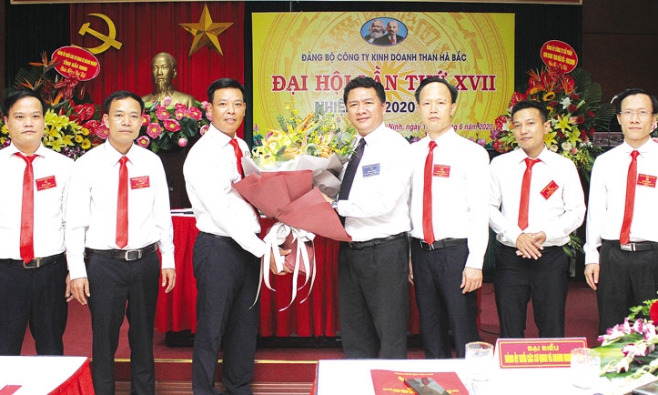 Tổ chức Đảng luôn có vai trò quan trọng trong xây dựng và phát triển doanh nghiệp