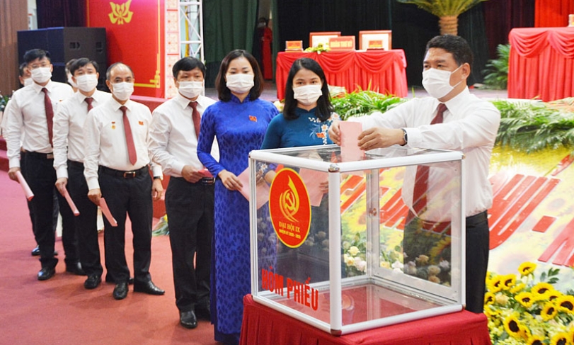 Đại hội đại biểu Đảng bộ Khối các Cơ quan và Doanh nghiệp tỉnh lần thứ IX thành công tốt đẹp