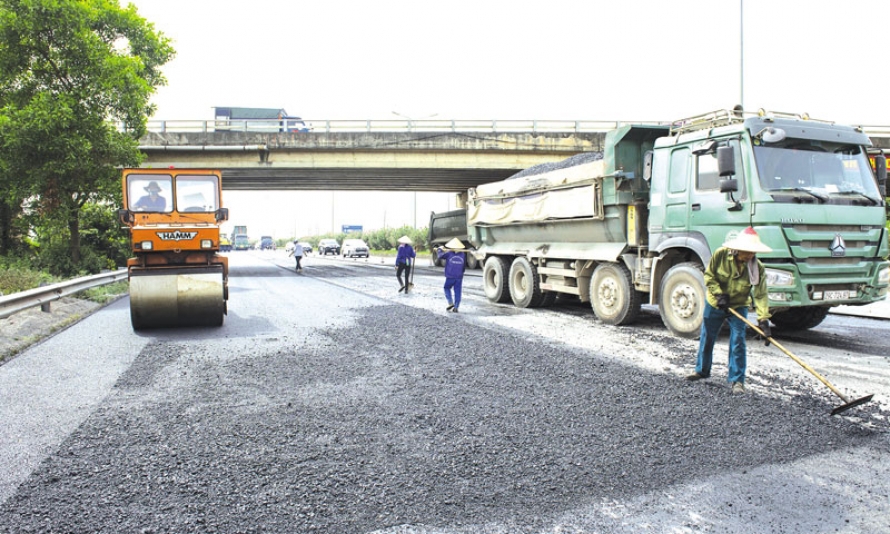 Xây dựng Đảng vững mạnh, tạo tiền đề hoàn thành tốt nhiệm vụ chuyên môn