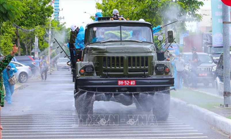 Thần tốc, cương quyết, dồn mọi nguồn lực xử lý triệt để “ổ dịch”