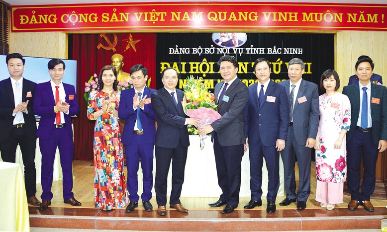 Xây dựng tổ chức Đảng vững mạnh,  góp phần thực hiện thắng lợi nhiệm vụ  của ngành Nội vụ
