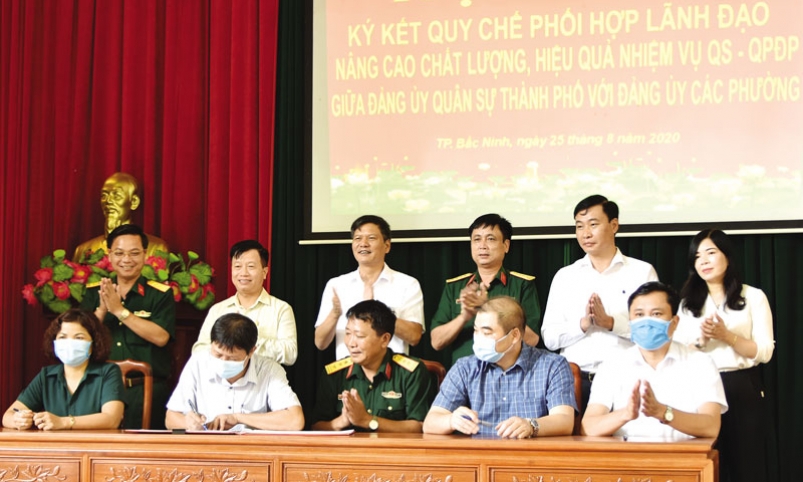Phối hợp lãnh đạo thực hiện tốt  nhiệm vụ quốc phòng-quân sự địa phương