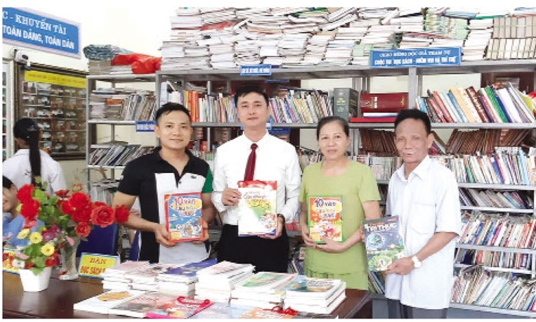 Thầy Nghĩa khuyến đọc