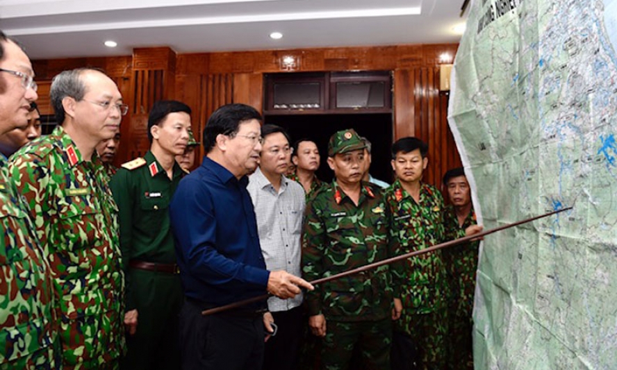 Tìm kiếm 53 người mất tích trong sạt lở đất nghiêm trọng tại Quảng Nam