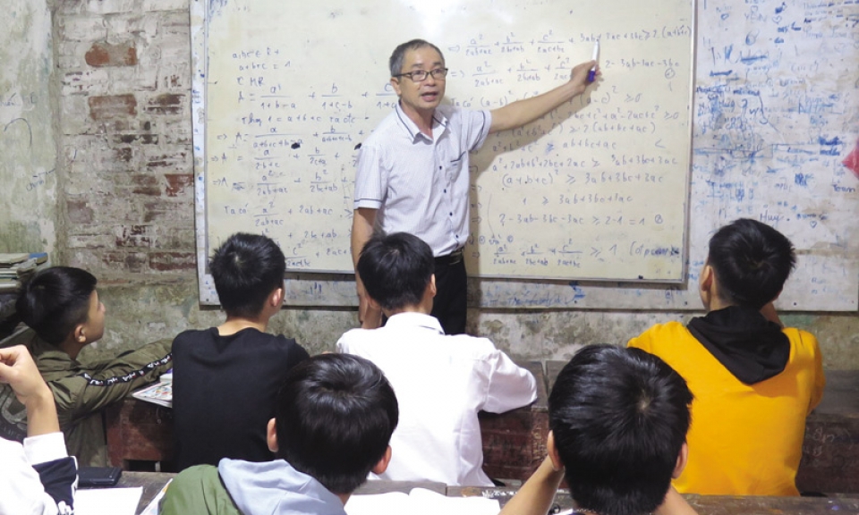 “Người gieo hạt” bên sông Cầu