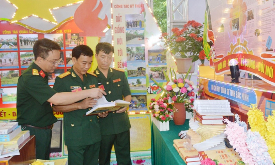 Bộ CHQS tỉnh rút kinh nghiệm công tác giảng dạy chính trị