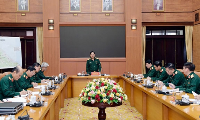 Khẩn trương đưa dân ra khỏi vùng nguy hiểm