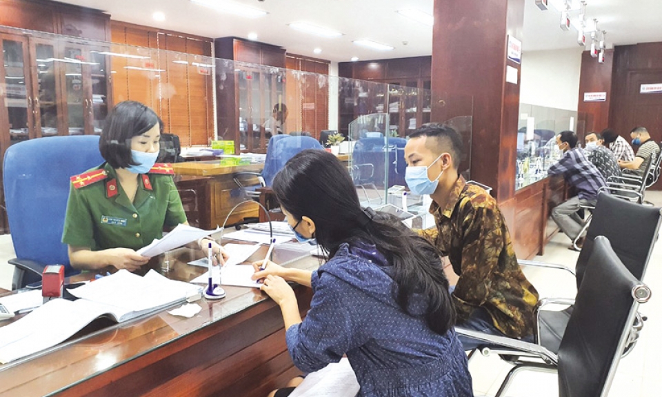 Cán bộ, đảng viên thành phố Bắc Ninh tiên phong, gương mẫu học và làm theo gương Bác