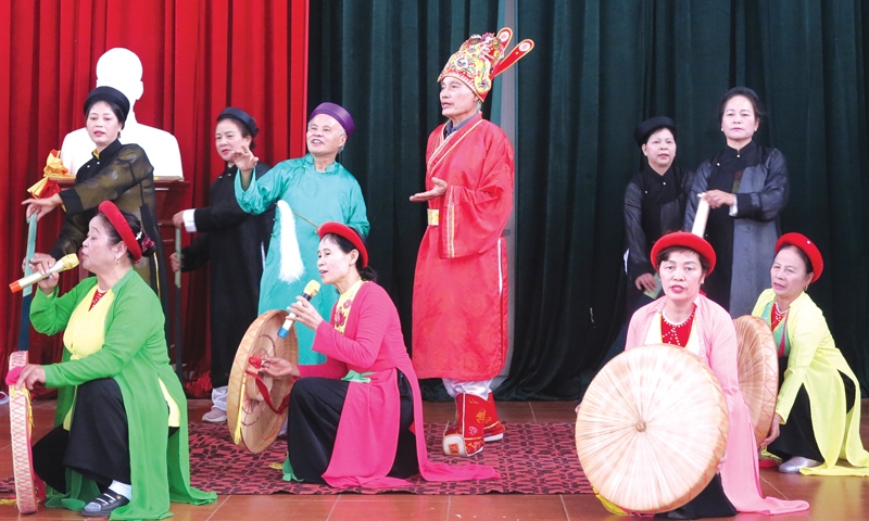 Gìn giữ nghệ thuật chèo truyền thống