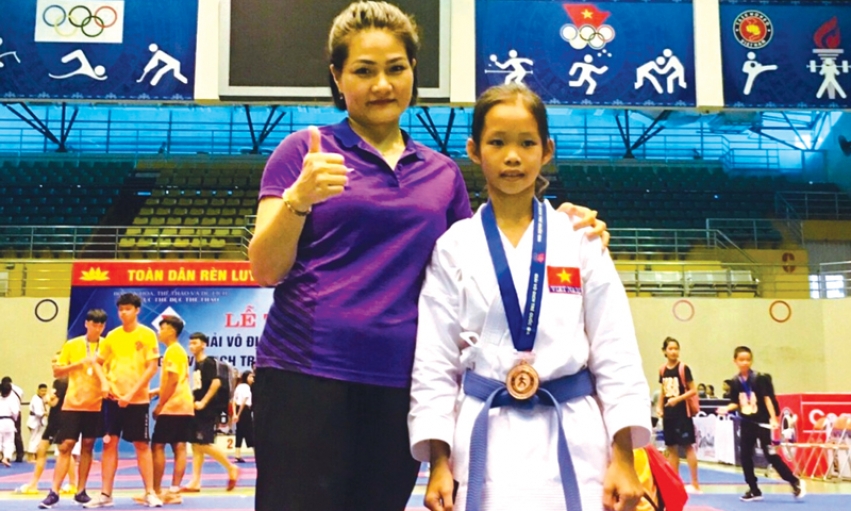 Hai “bông hồng thép” Karate Bắc Ninh