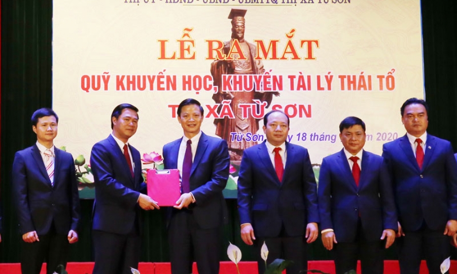 Thị xã Từ Sơn ra mắt Quỹ Khuyến học, khuyến tài Lý Thái Tổ